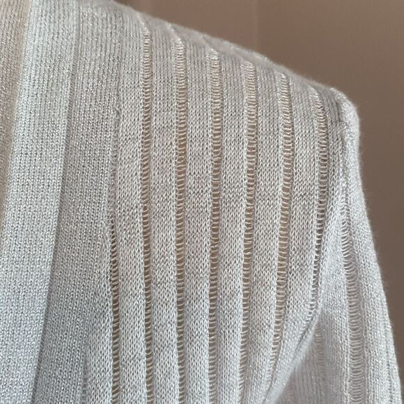 GUC White House Black Market Cardigan (size M) - Picture 4 of 7